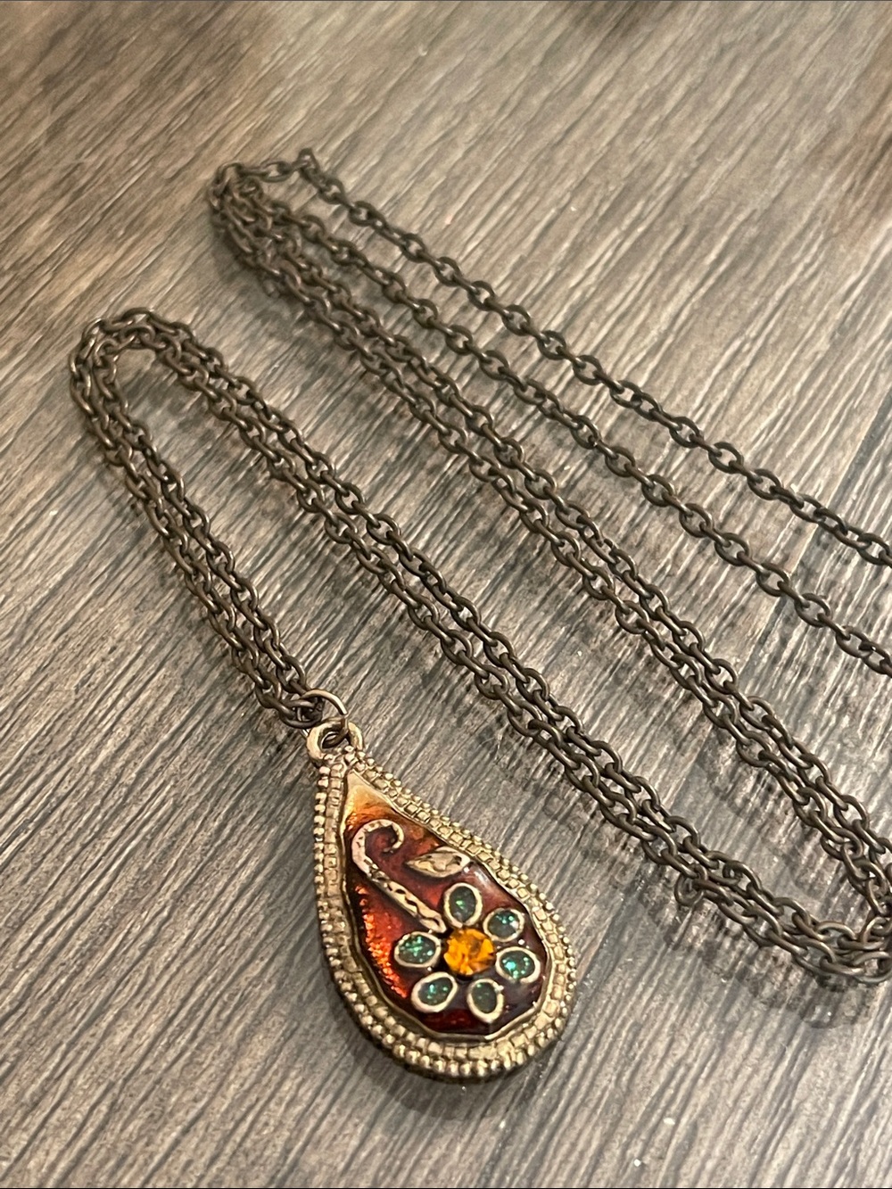 Vintage Tear Drop - Paisley Shaped Pendant Necklace with Floral Design